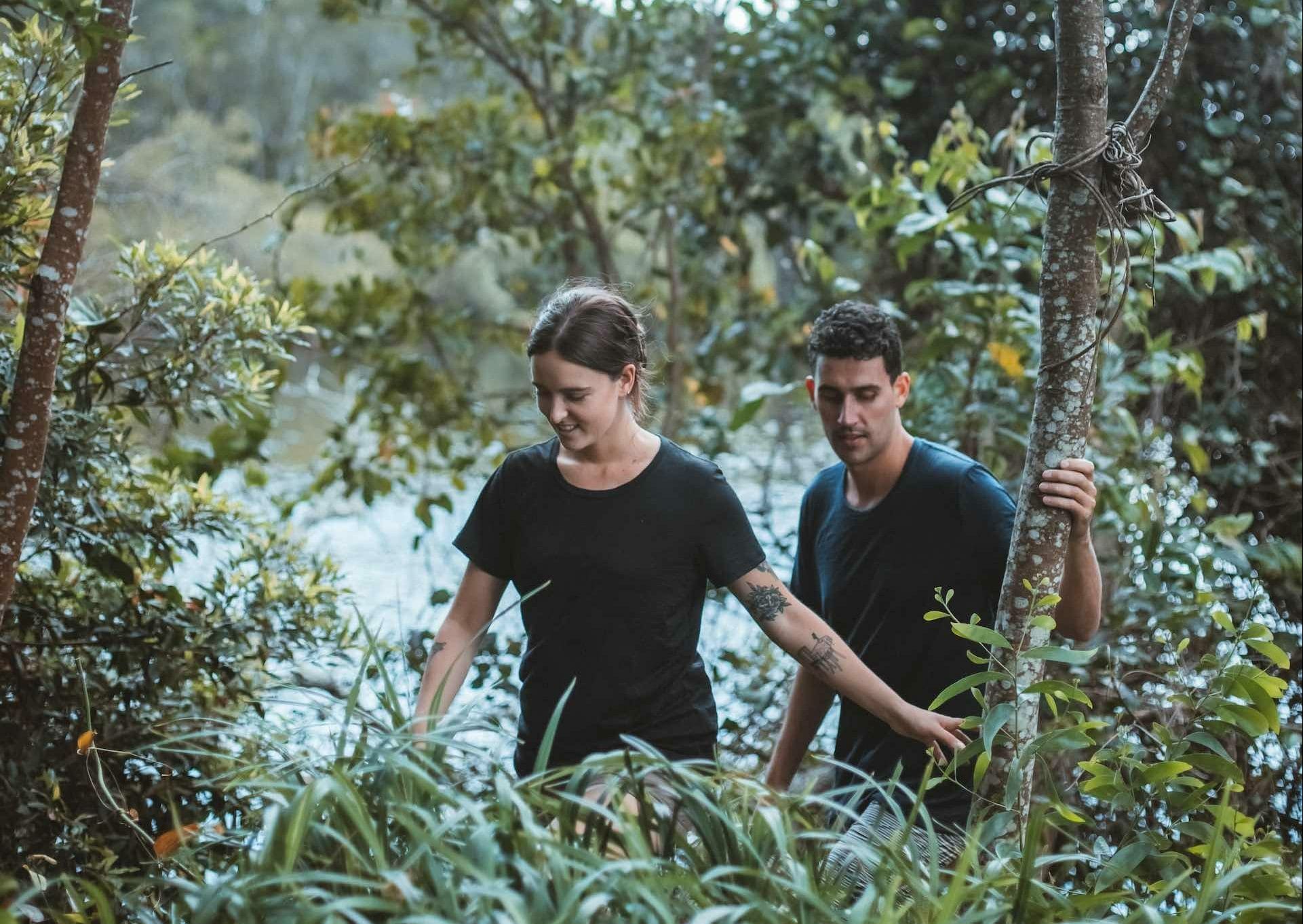 Win 1 of 5 Summer Hike Apparel Packs From Icebreaker!, Henry Brydon, icebreaker, hike, merino tee