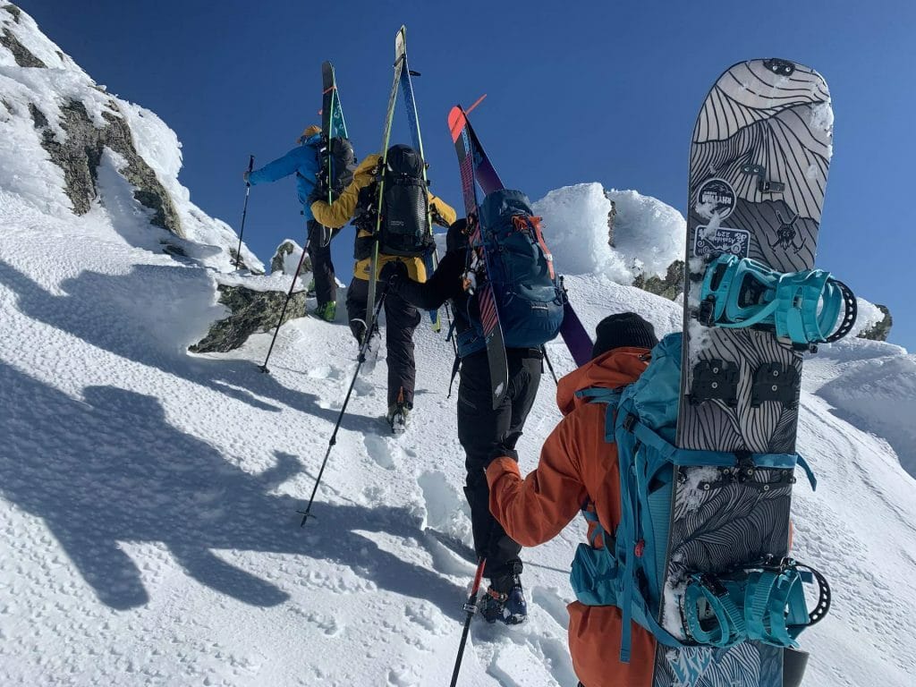 The Snowy Mountains Backcountry Showed Me The Effects of Climate Change First Hand, Alex Parsons, Snowy Mountains, backcountry, snow boarding, snow shoeing, group, friends