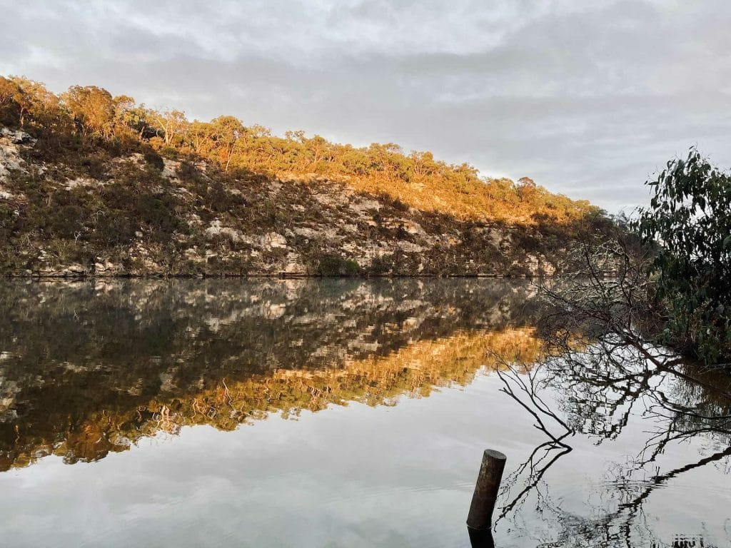 Kayaking the Glenelg River, photos by @dallasfly