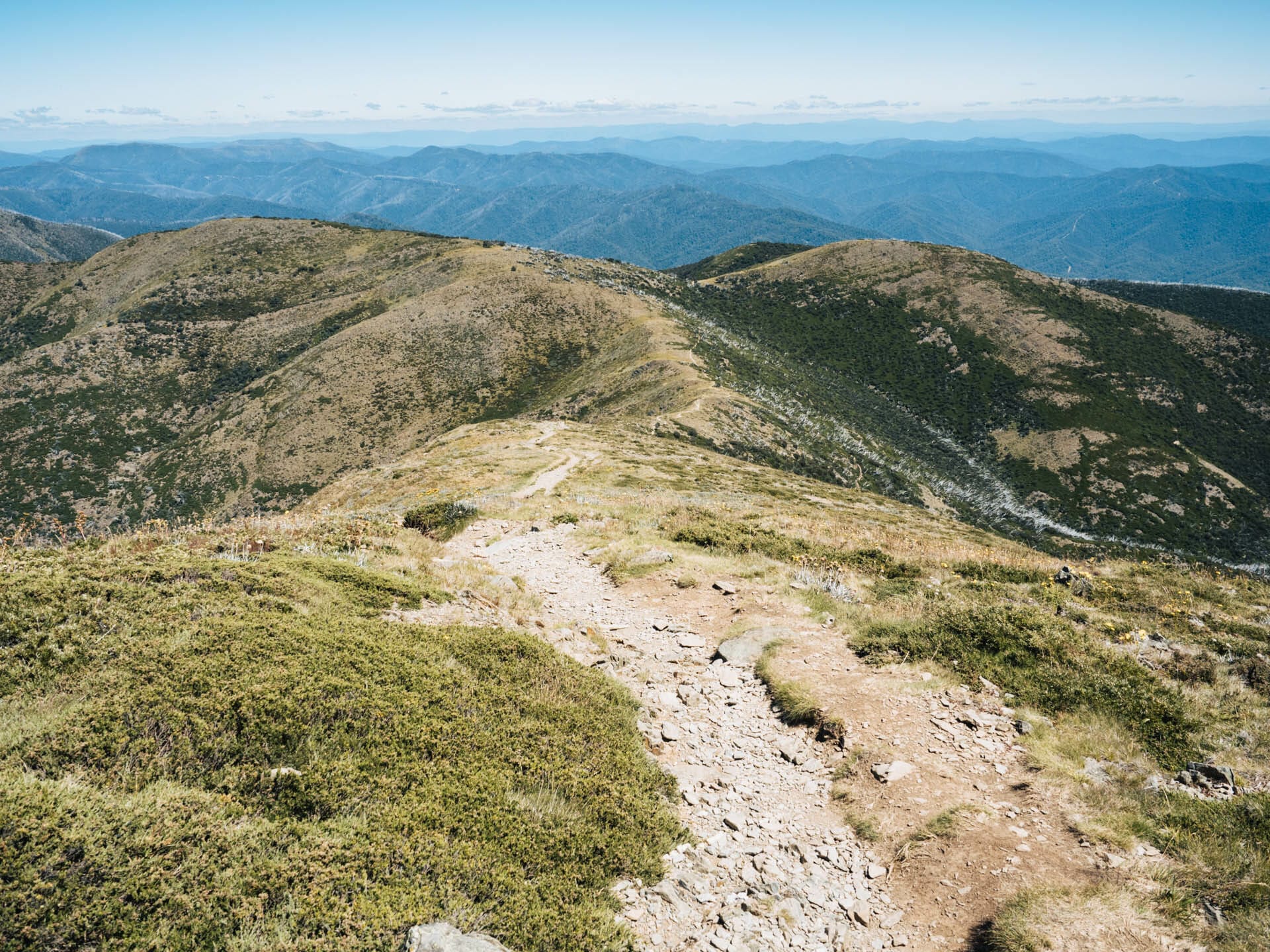 Hiking Mount Feathertop via Northwest Spur in Alpine National Park - Elisha Donkin - Heading back down from Feathertop