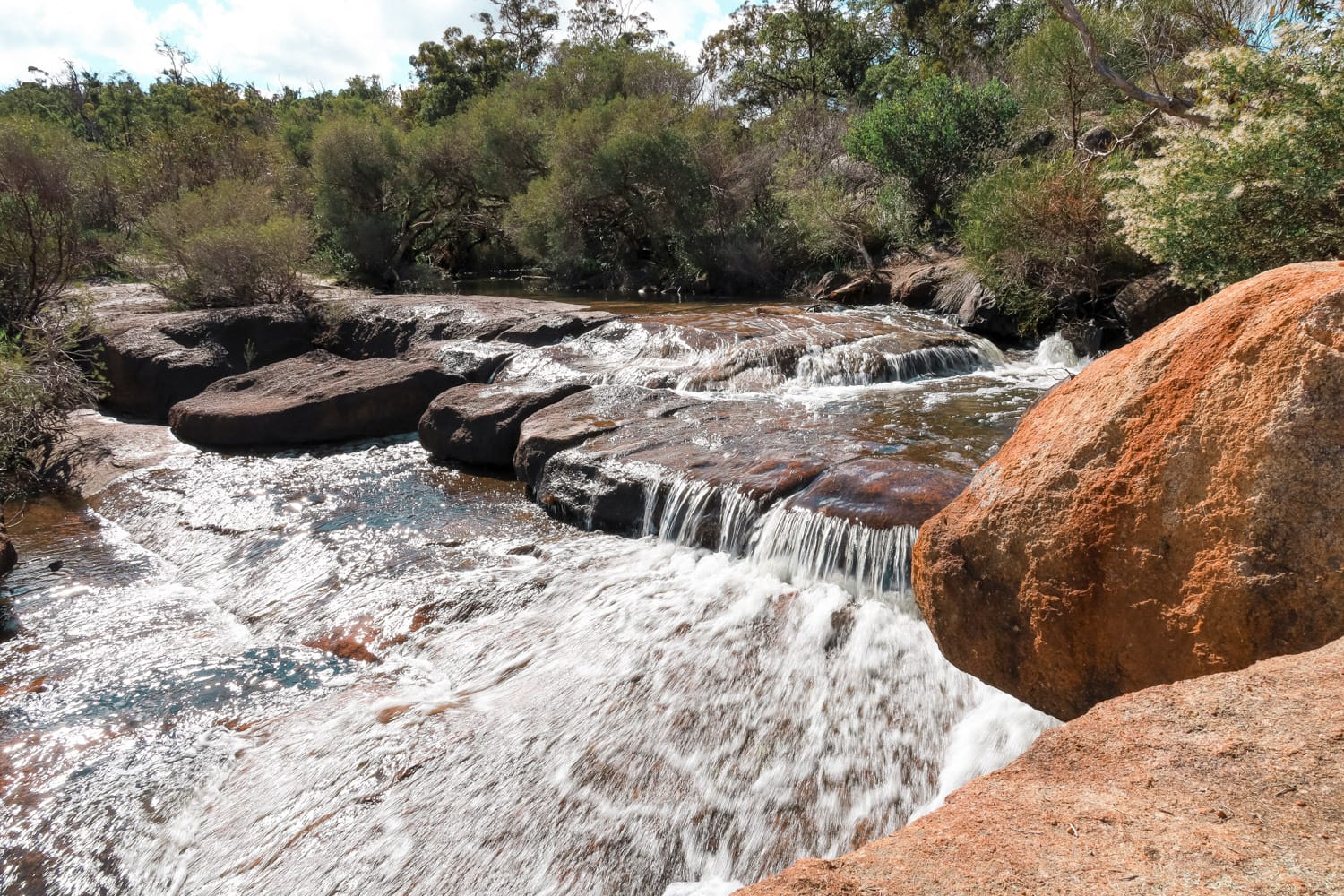 Hikes in the Perth Hills, Kate Gibson, creek, water, rocks