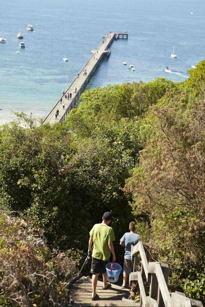 Dog Friendly Walks Mornington Peninsula, Visit Vic, Flinders Foreshore, pier, jetty