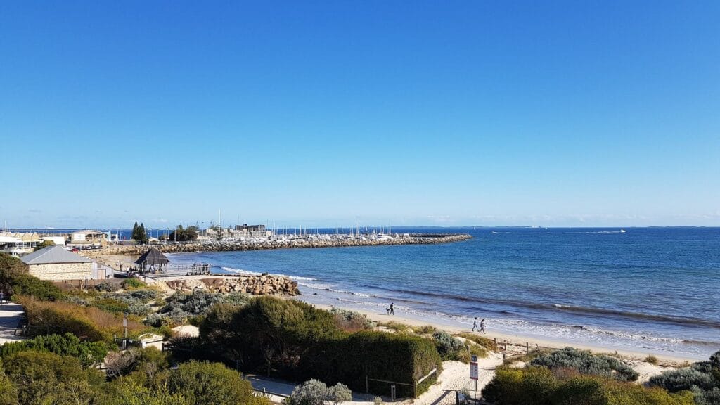 13 Best Beaches in Perth, photo by erik_photomurals on flickr, Port Beach Fremantle Perth