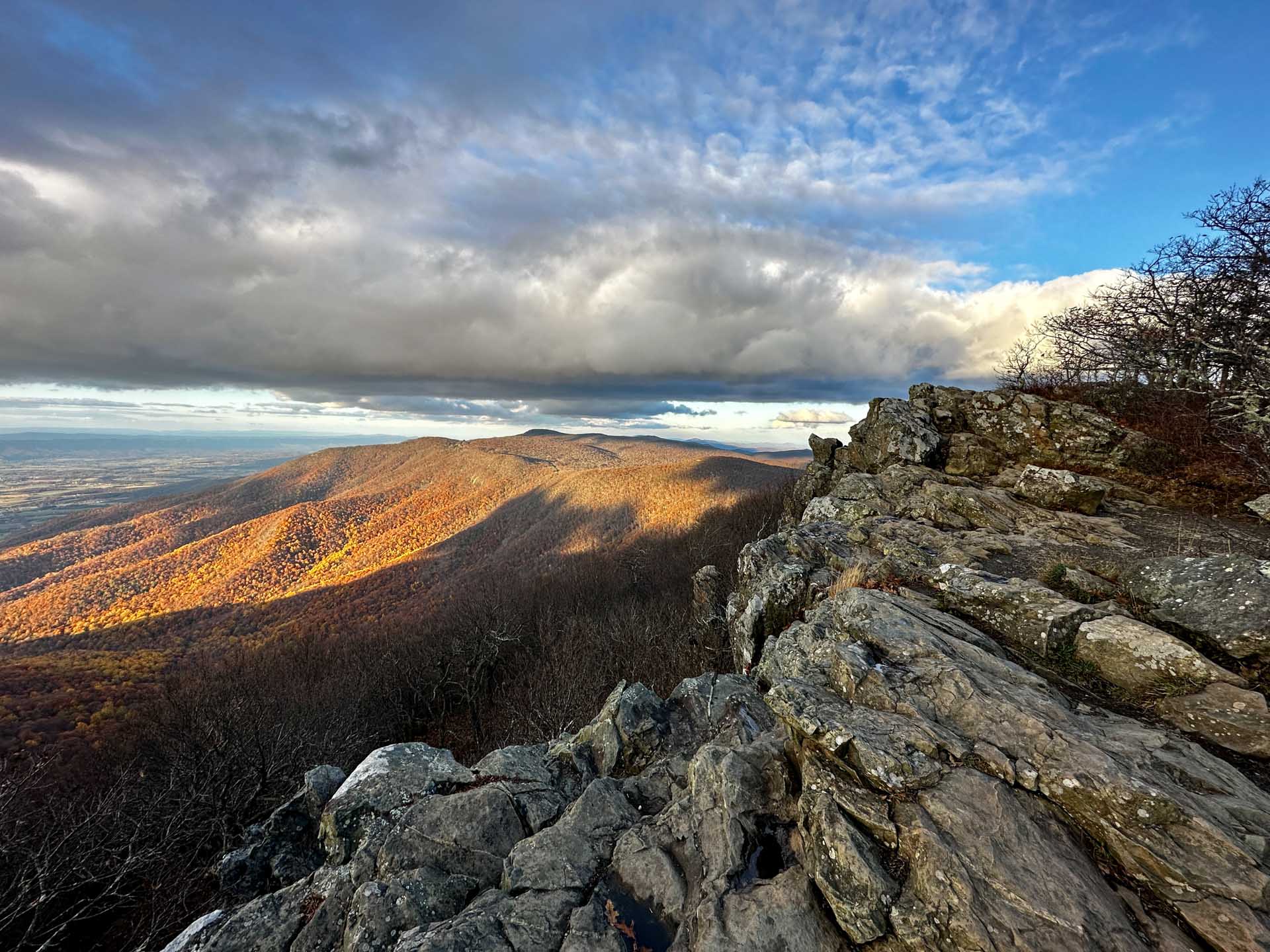 What it's Like to Hike the Appalachian Trail – Well, Some of It,Julia D'Orazio, hawksbill summit