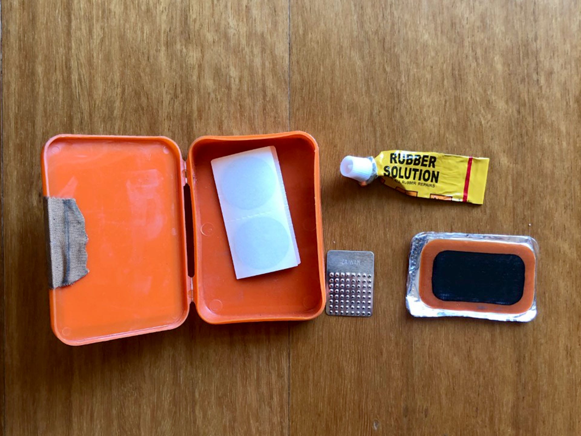 What Should You Carry in Your Bike Repair Kit?