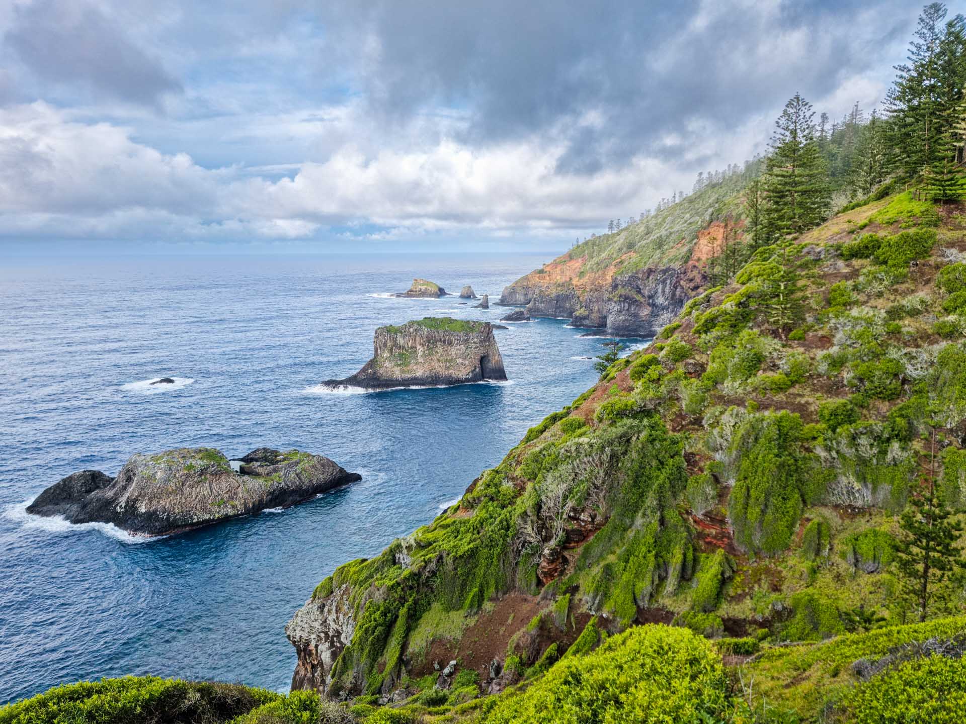 Walking Norfolk Island – A Tiny Landmass in the South Pacific Ocean, Jason Reeve