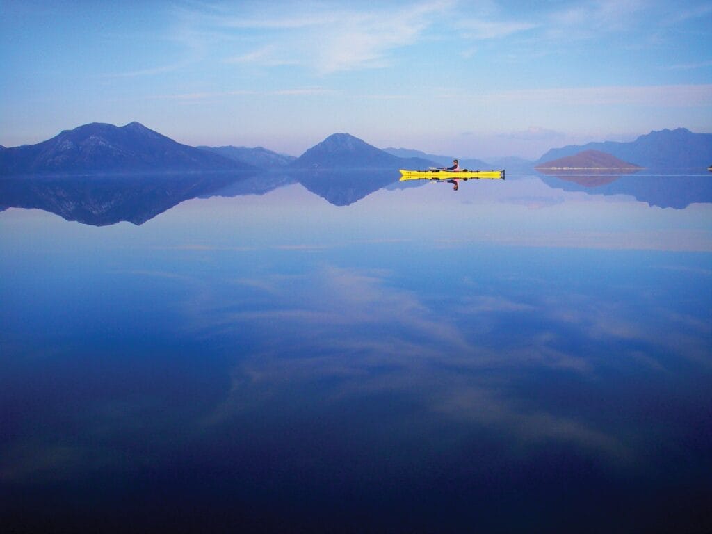 Lake Pedder Tasmania, Kayaking