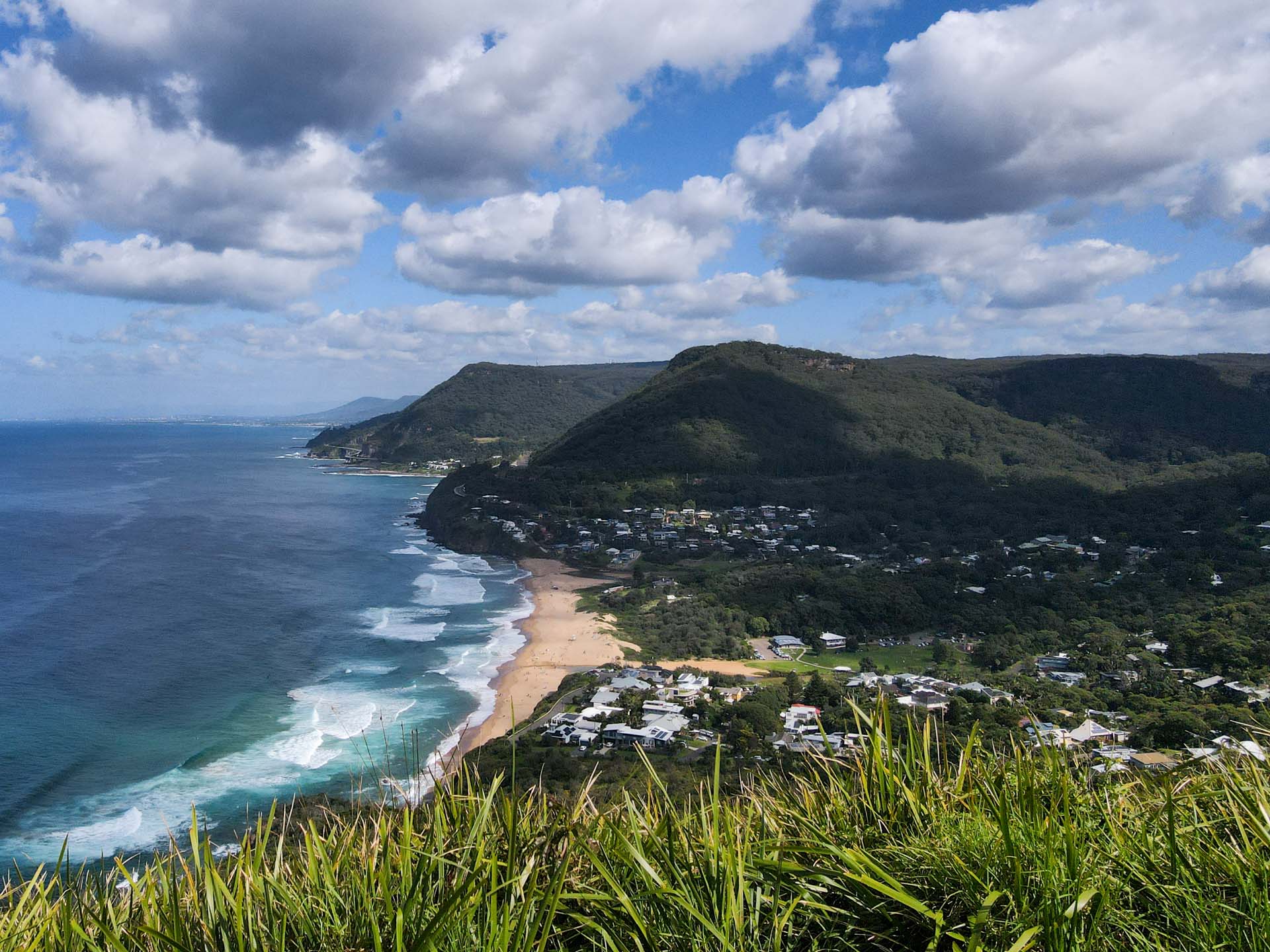 Wollongong Weekend Getaway Guide, Sharmali K, view from bald hill lookout, view down to beach and ocean