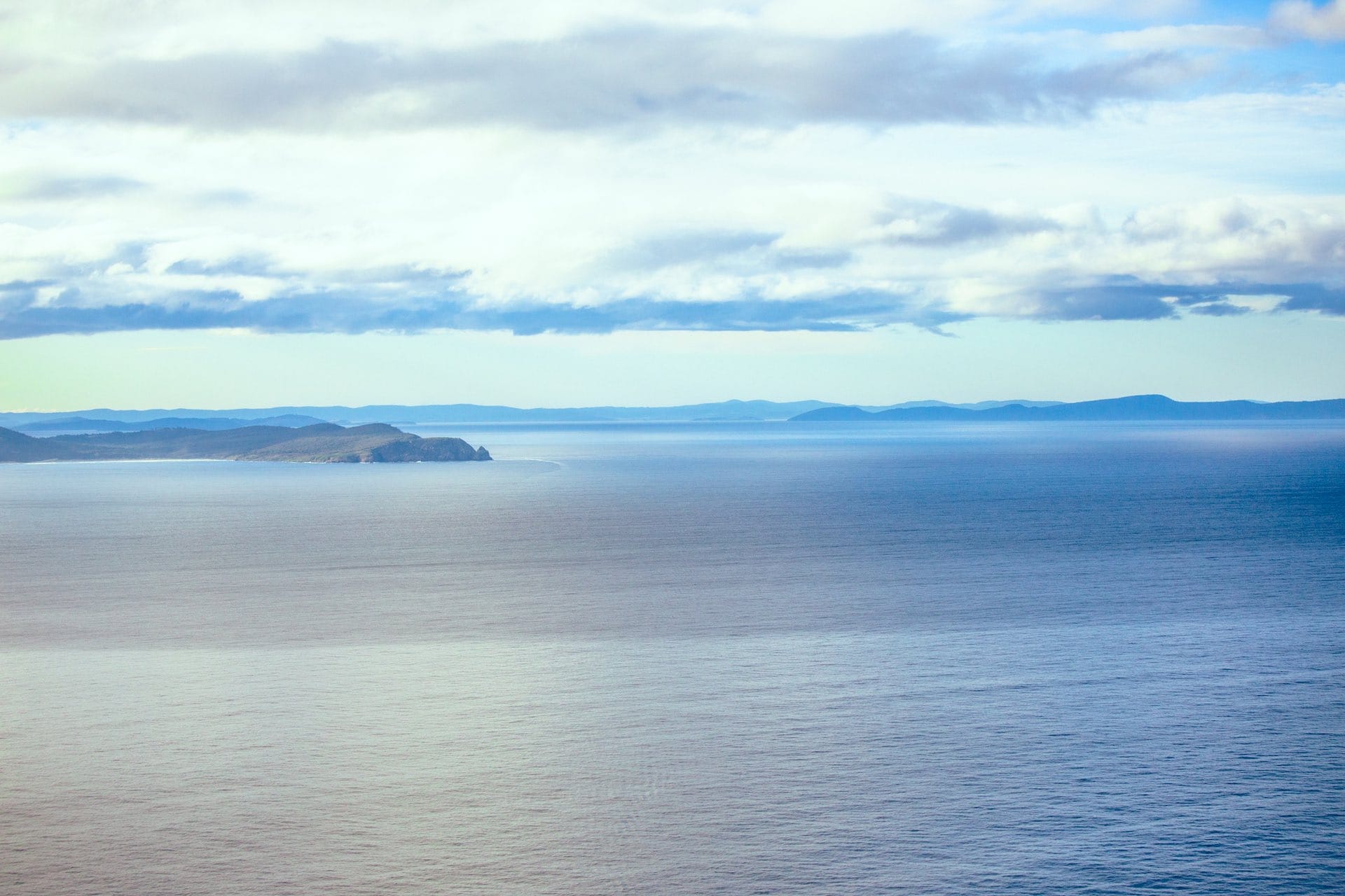 Fluted Cape Walk – A Dramatic Day Hike on Tassie’s Bruny Island, Lipei Teoh, Tasmania, lookout, ocean views, blue clouds