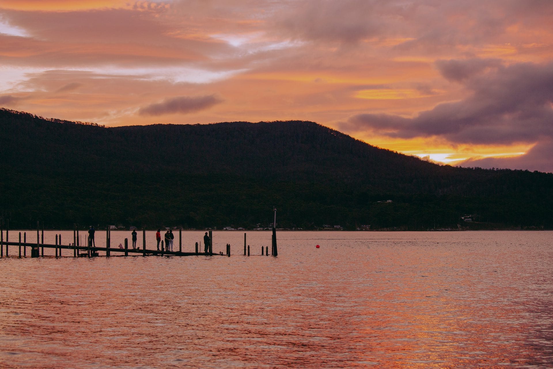 Fluted Cape Walk – A Dramatic Day Hike on Tassie’s Bruny Island, Lipei Teoh, Tasmania, lookout, sunset, ocean, jetty, fisherman.