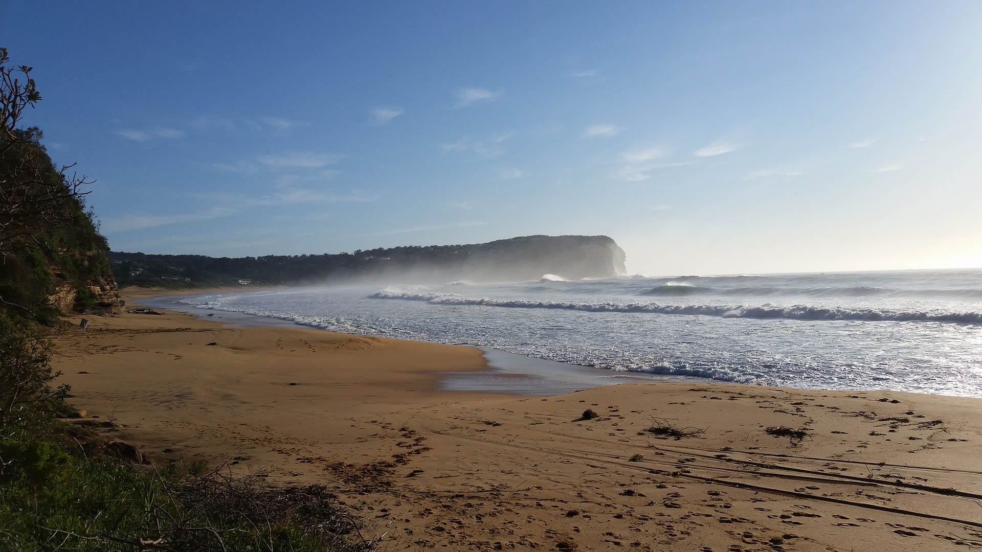 The 20 Best Beaches on the NSW Central Coast, Caitlin Robson, Photo Credit: @dougbeckers on Flickr. Copacobana Beach