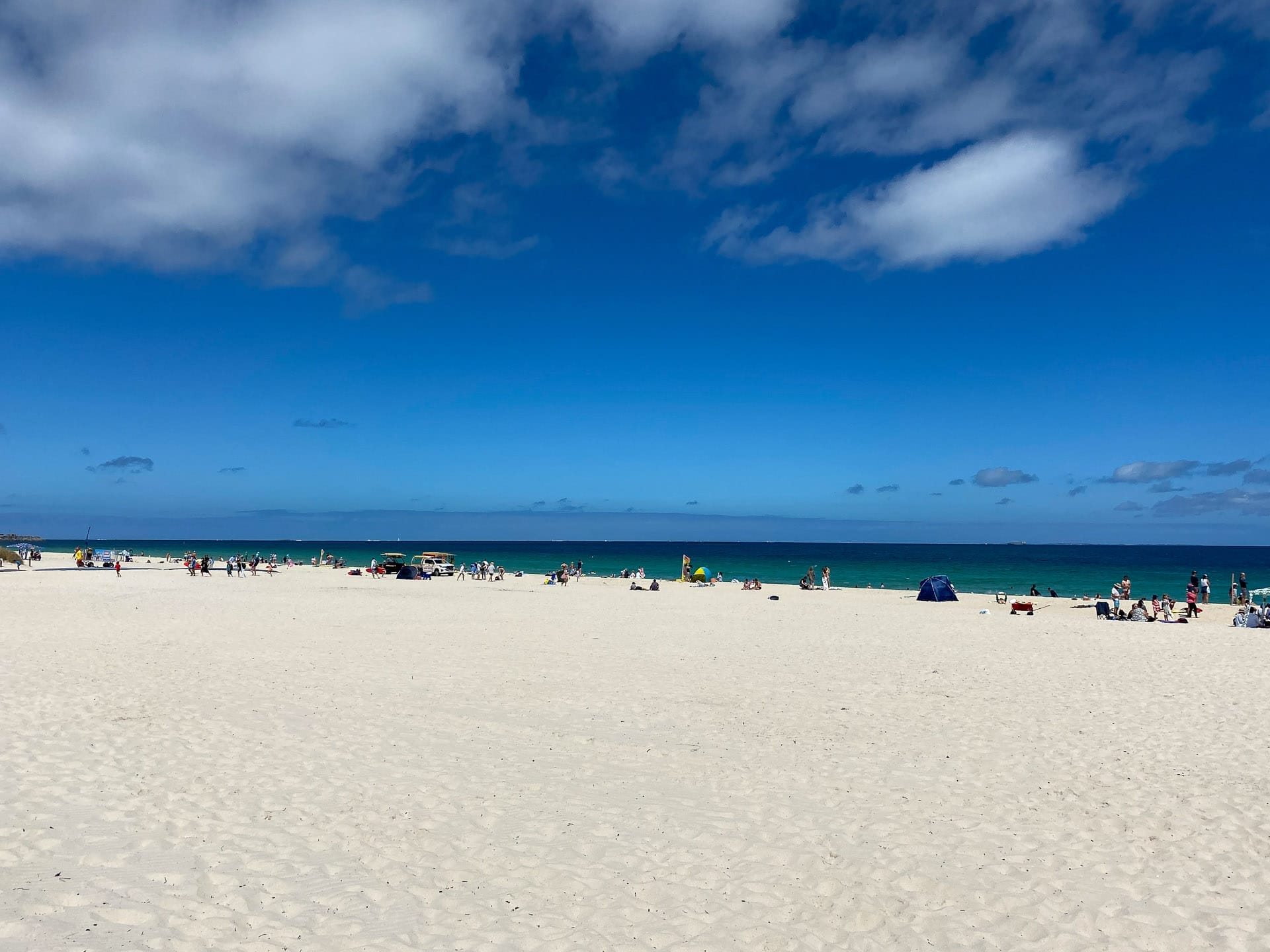 10 Best Outdoor Adventures in Perth, Photos by Jasmine Loda-Batey, Western australia, WA, Leighton Beach,