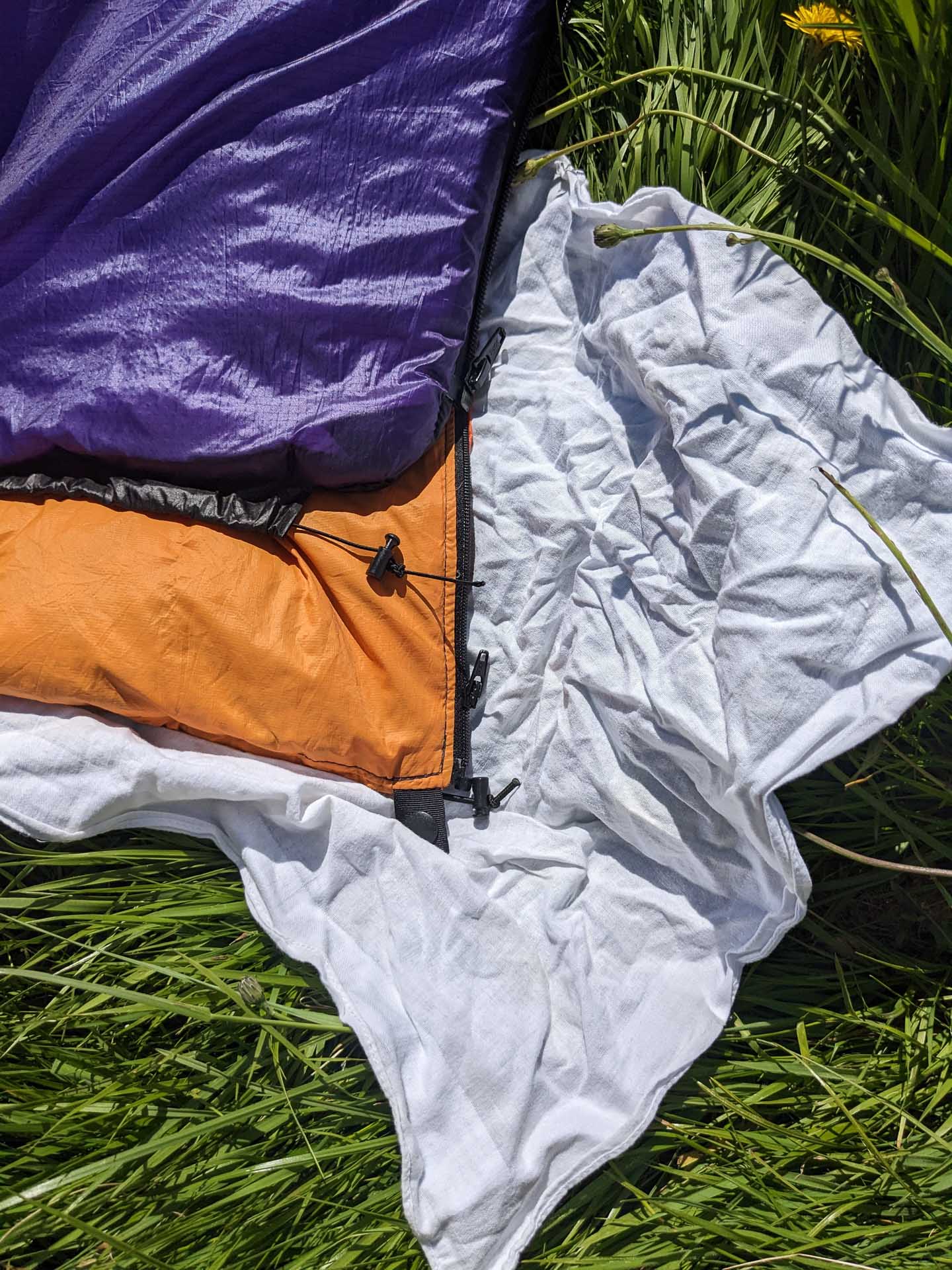 Zero G Gear Apex Quilt – Reviewed & Tested, Photo by Patrick McNally, gear, review, sleeping bag, purple and orange sleeping quilts