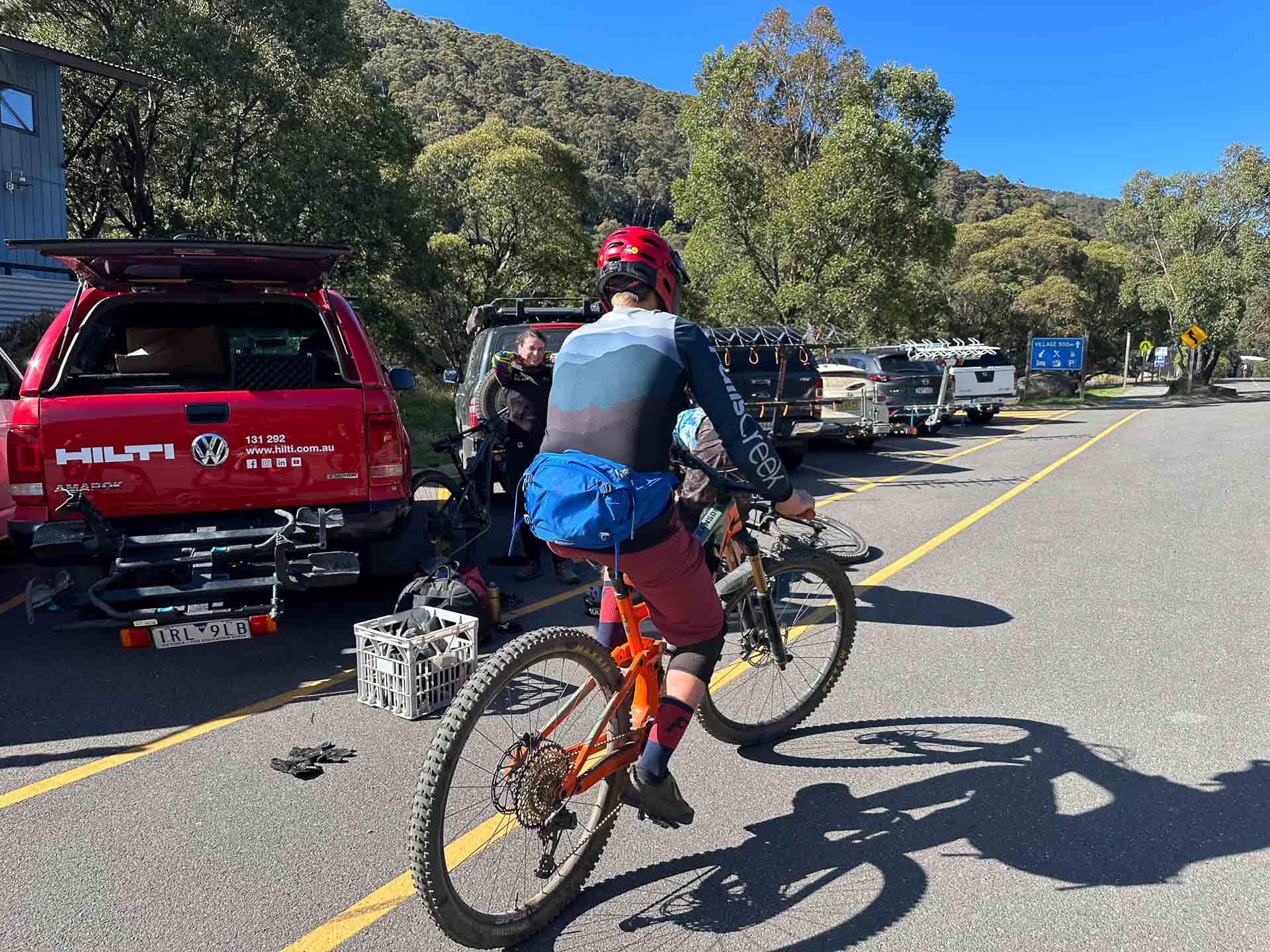 osprey mountain bike packs, tim ashelford, thredbo bike, riding, seral 7