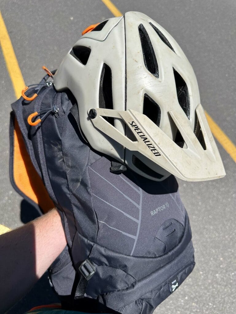 osprey mountain bike packs, tim ashelford, blue mountains, bike, riding, raptor 10, helmet