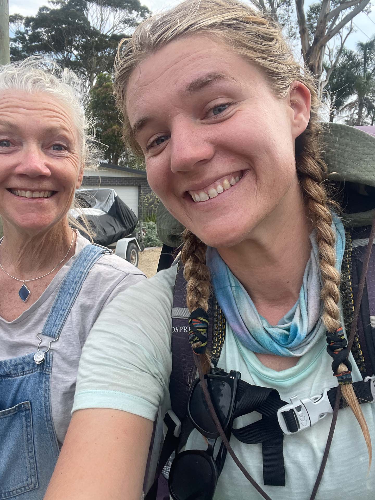 How to Plan Your First Off-Track Solo Hike, Photo by Eva Davis-Boermans, solo hiking, hiking tips, hiking advice, selfie, eva davis-boermans taking a selfie with her mum