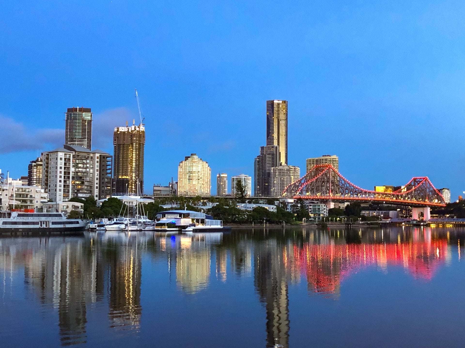 Brisbane city on an evening run