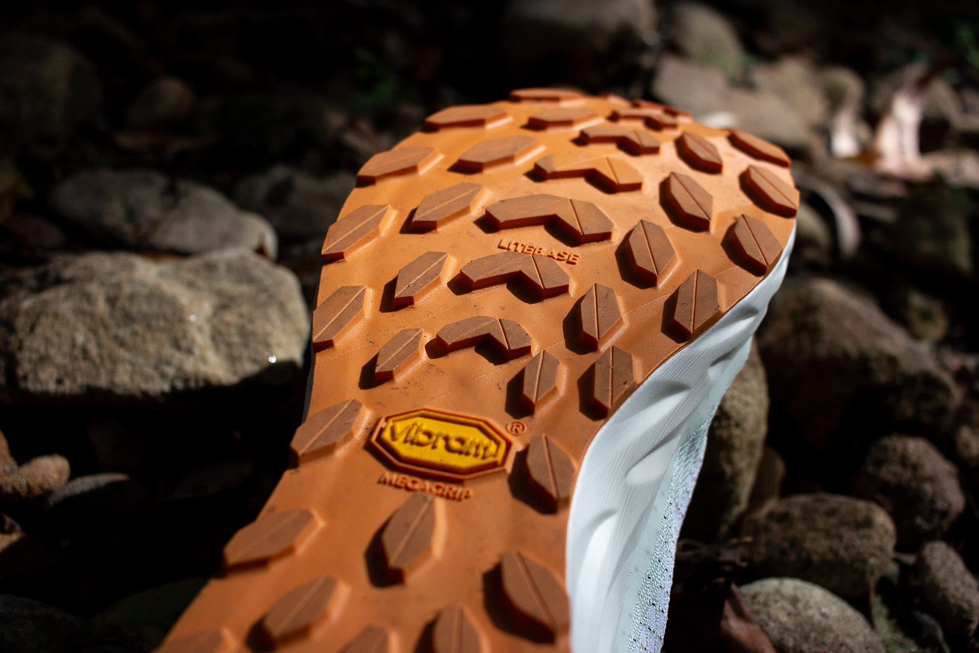 Nnormal Kjerag vs Nnormal Tomir Trail Runners – Reviewed & Compared, photos by Tim Ashelford, sole, grip