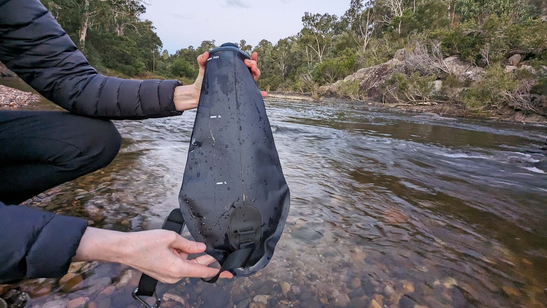 LifeStraw 3L Peak Series Compact Gravity Water Filter System - Reviewed & Tested, photo by @jessleenehme, measurements