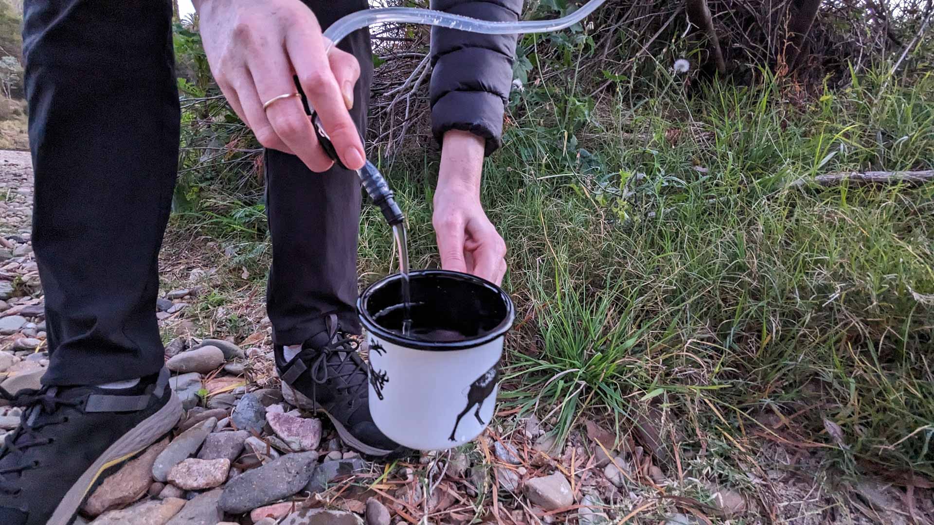 LifeStraw 3L Peak Series Compact Gravity Water Filter System - Reviewed & Tested, photo by @jessleenehme, flow rate, water in cup