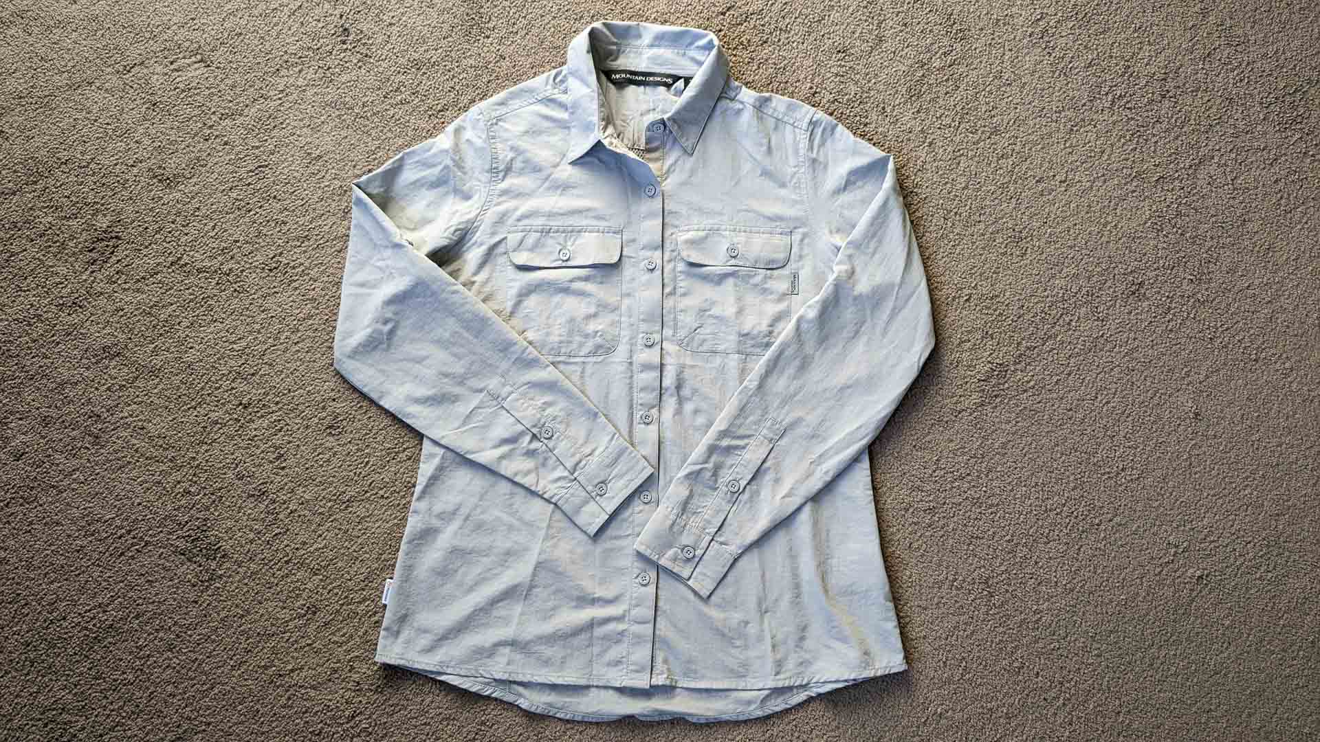 How Do Cheap Hiking Clothes Perform on the Trail?, Photos @jessleenheme, fast fashion, budget clothing, outfit, shopping, mountain designs shirt