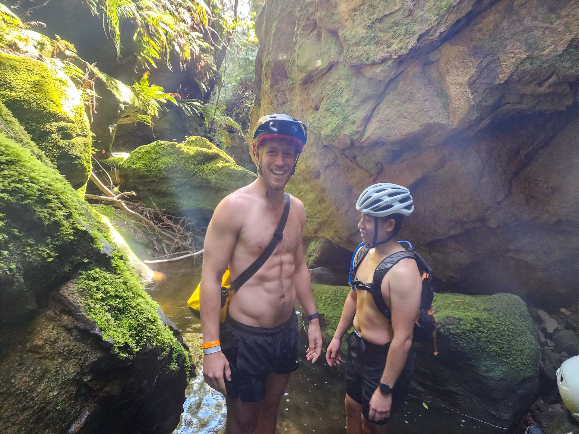 Hat Hill Canyon - One of the Blue Mountains' Best Kept Secrets, NSW, Canyoning, Photos by Connor Fisher, hikers, forest, canyoners, no shirt