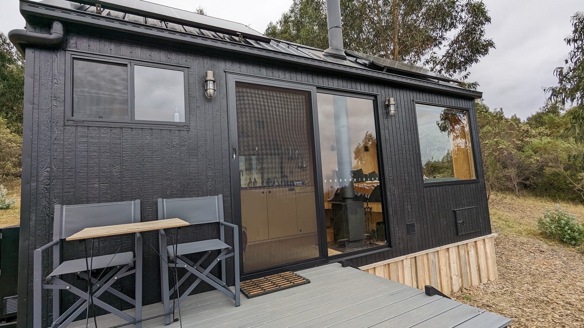 I Took Part in the Unyoked x AllTrails Global Nature Study and the Results Are In, Photo by @jessleenehme, Unyoked Govind Cabin, Great Ocean Road, Johanna Beach. 