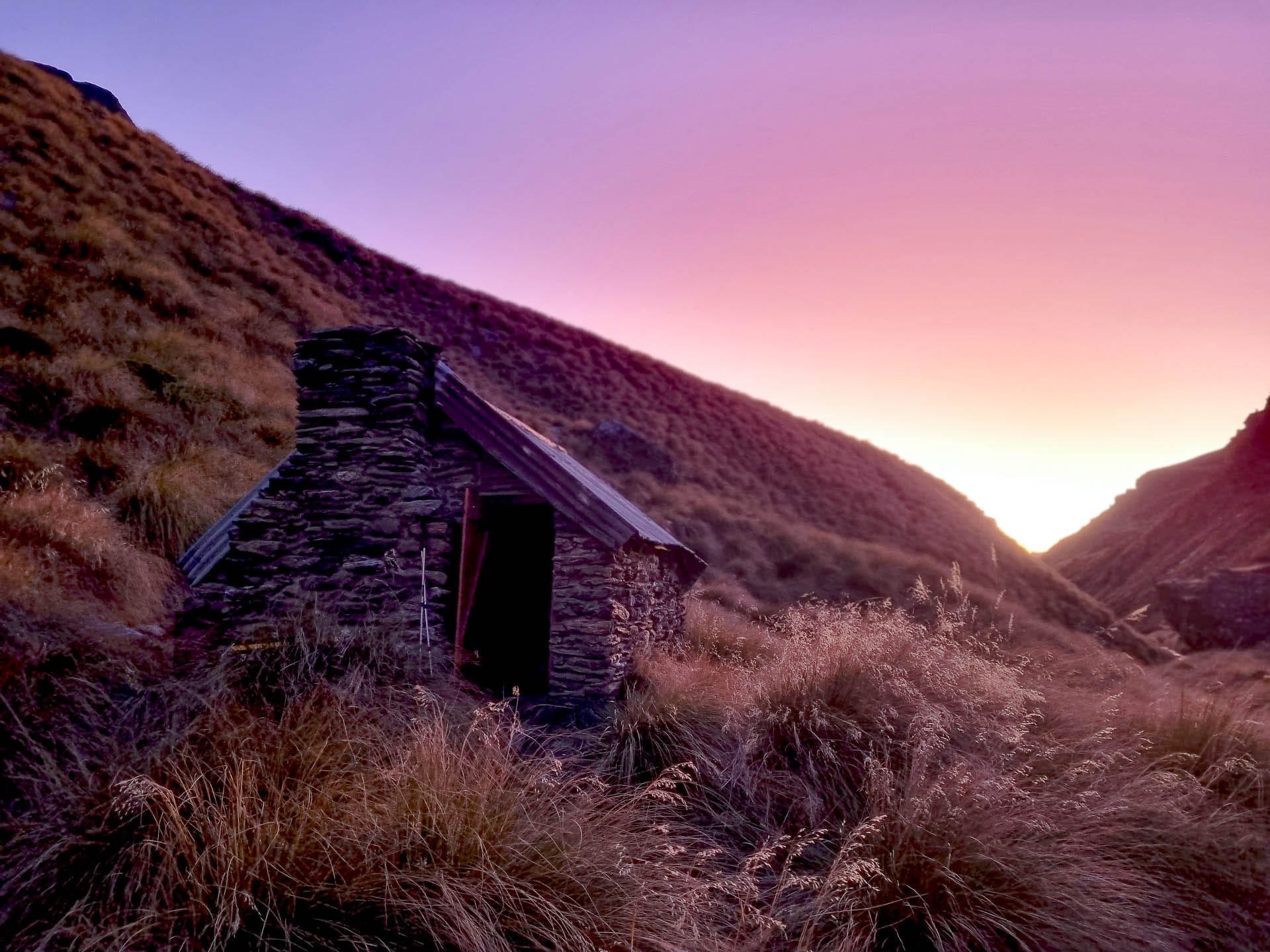 This Stone Hut Near Queenstown Epitomises the NZ Backcountry, New Zealand, Photos by Lachlan Pearce, Two Mile Hut, sunrise