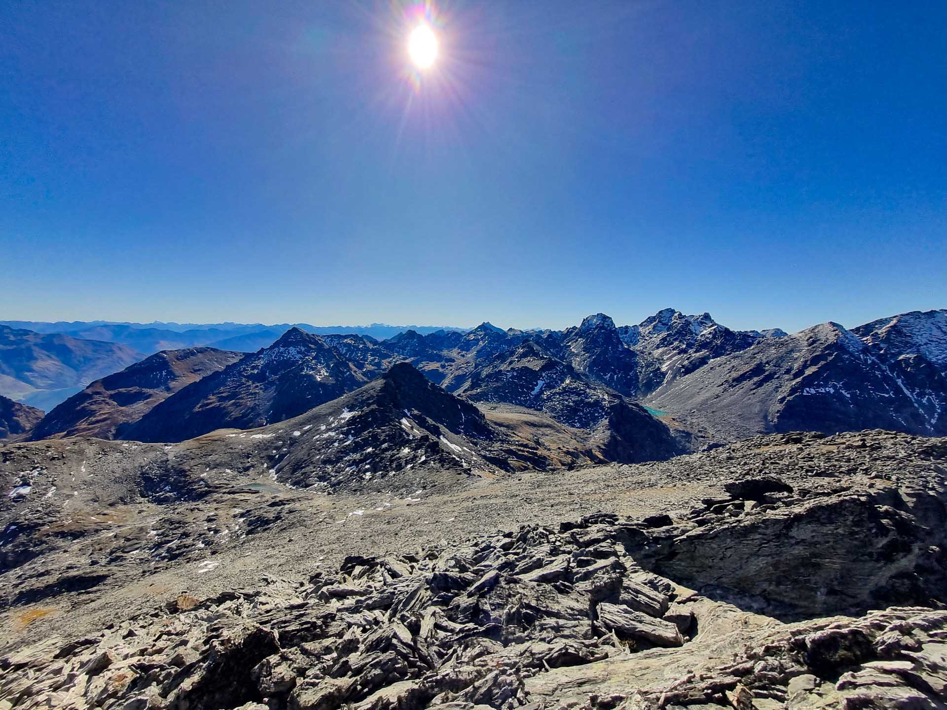 This Stone Hut Near Queenstown Epitomises the NZ Backcountry, Photos by Lachlan Pearce, mountains, ridgeline, peaks