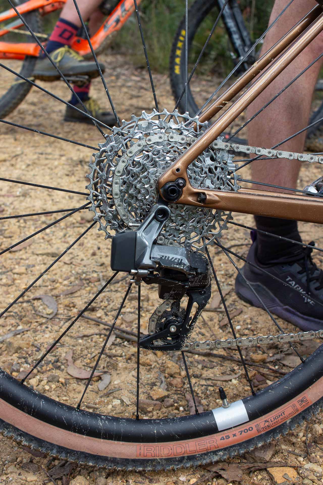 Focus Atlas 8.9 Carbon Gravel Bike – Reviewed and Tested, photo by Tim Ashelford, Blue Mountains, mt hay rd, new south wales, gears