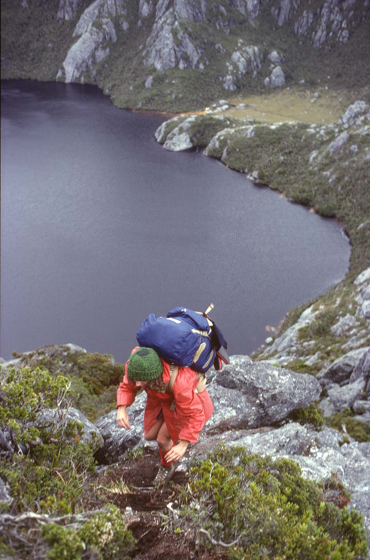 High above Lake Oberon, Western Arthurs Traverse, Southwest National Park, Tasmania, John and Monica Chapman