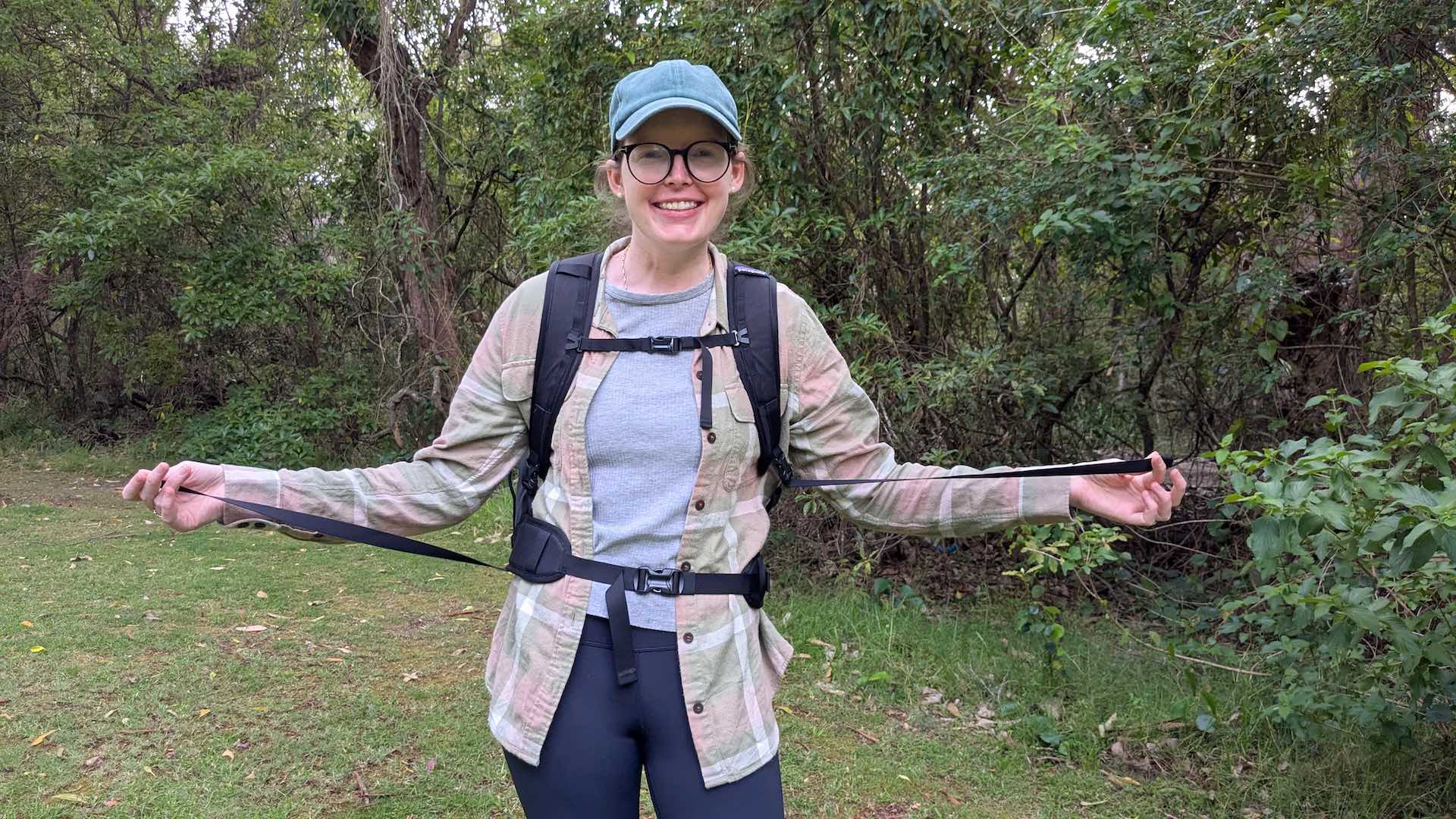 Patagonia Black Hole Mini MLC 30L Duffel Bag – Reviewed & Tested, photo via @jessleenehme, chest strap, waist strap, sternum strap