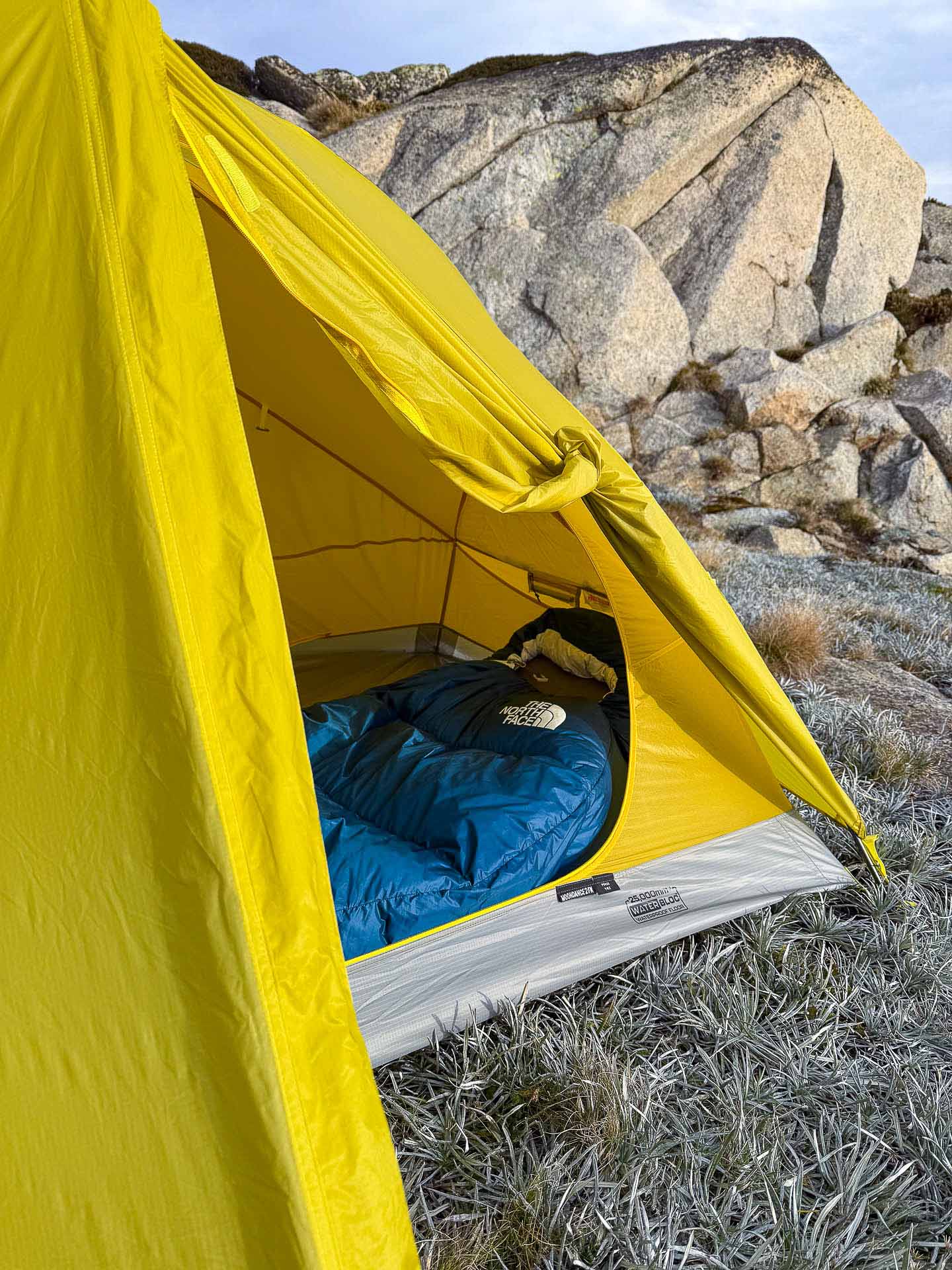 The North Face Blue Kazoo Sleeping Bag – Reviewed & Tested , Claire Dalton, kosciuszko national park, main range, camping, sleeping bag, tent
