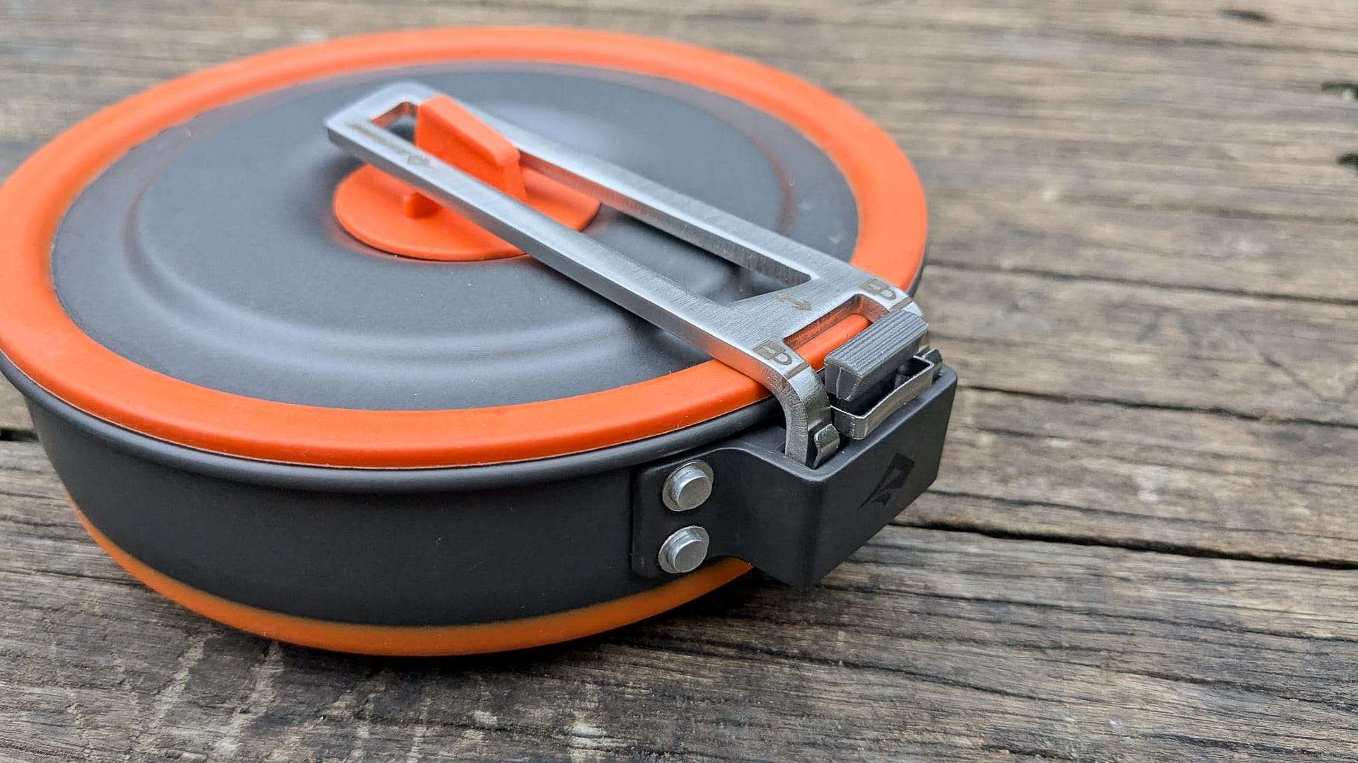 Sea To Summit Frontier Ultralight Collapsible 1L Pot Cook Set – Reviewed & Tested, review by Jess Barlow, gear, hiking, pot, cup, spork, handle