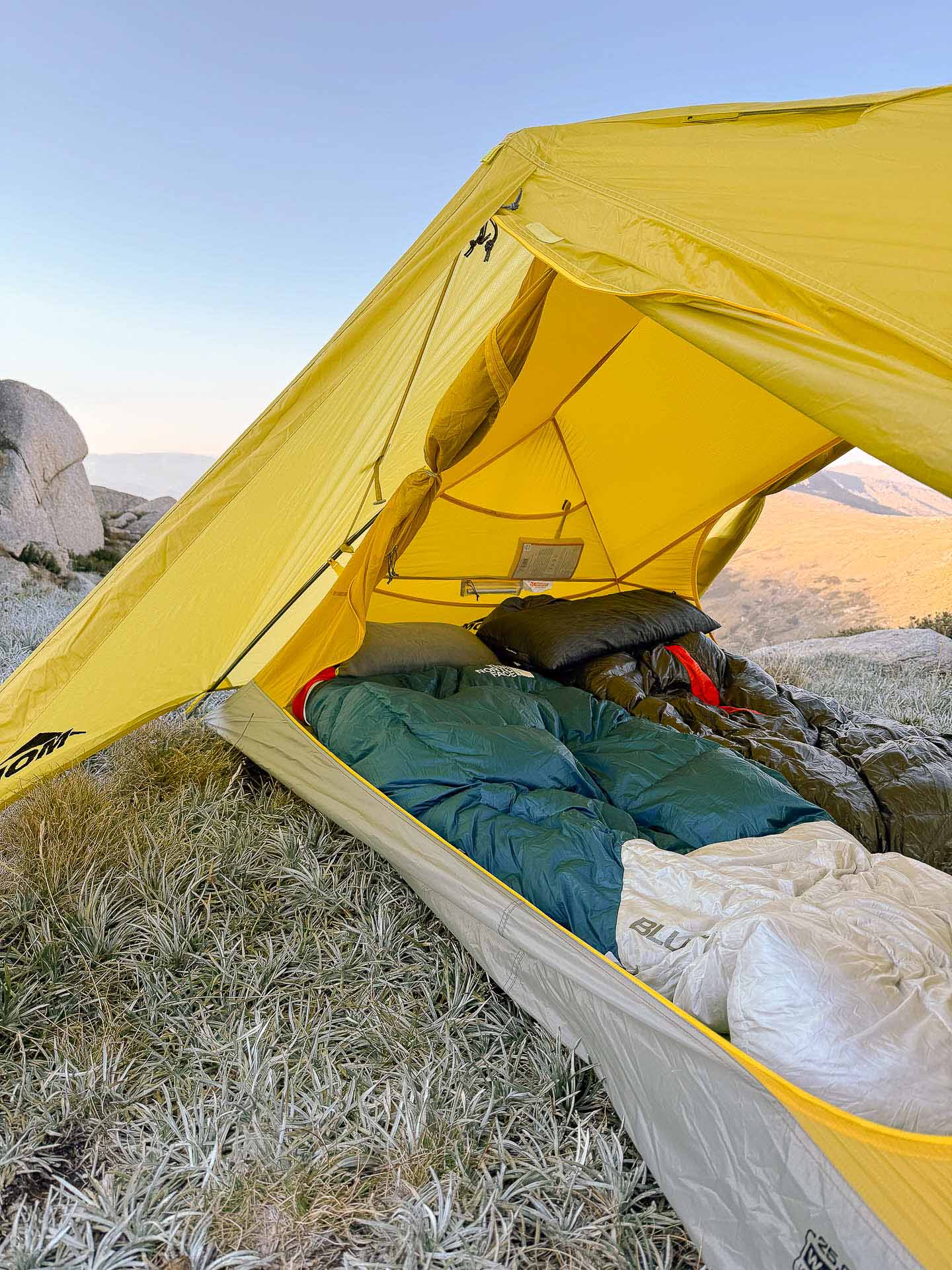 Internal room head, Mont Moondance 2FN 2 Person Tent – Reviewed & Tested, photo by Claire Dalton, Toby Otto, Kosciuszko National Park, NSW, tent, backpacking
