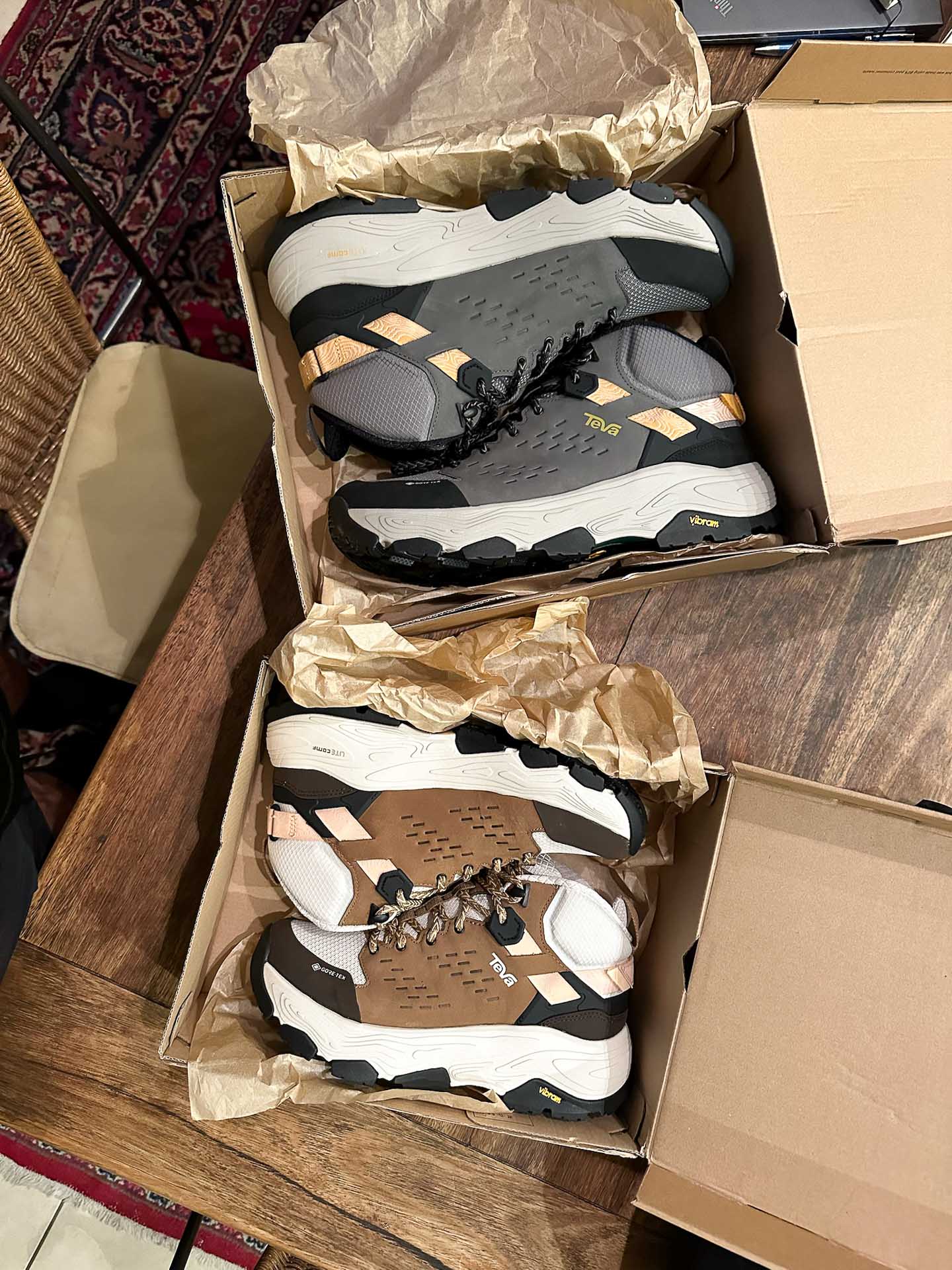 Teva Grandview Max GTX Boots – Reviewed & Tested, Pippa Salmon, mens and womens, hiking boot, waterproof, vibram