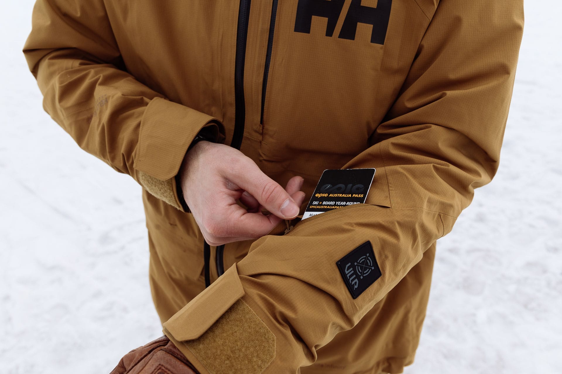 7 Tips to Make the Most of The Snow in Australia, matt wiseman, photos by matt wiseman, perisher, skiing, helly hansen, ski pass pocket