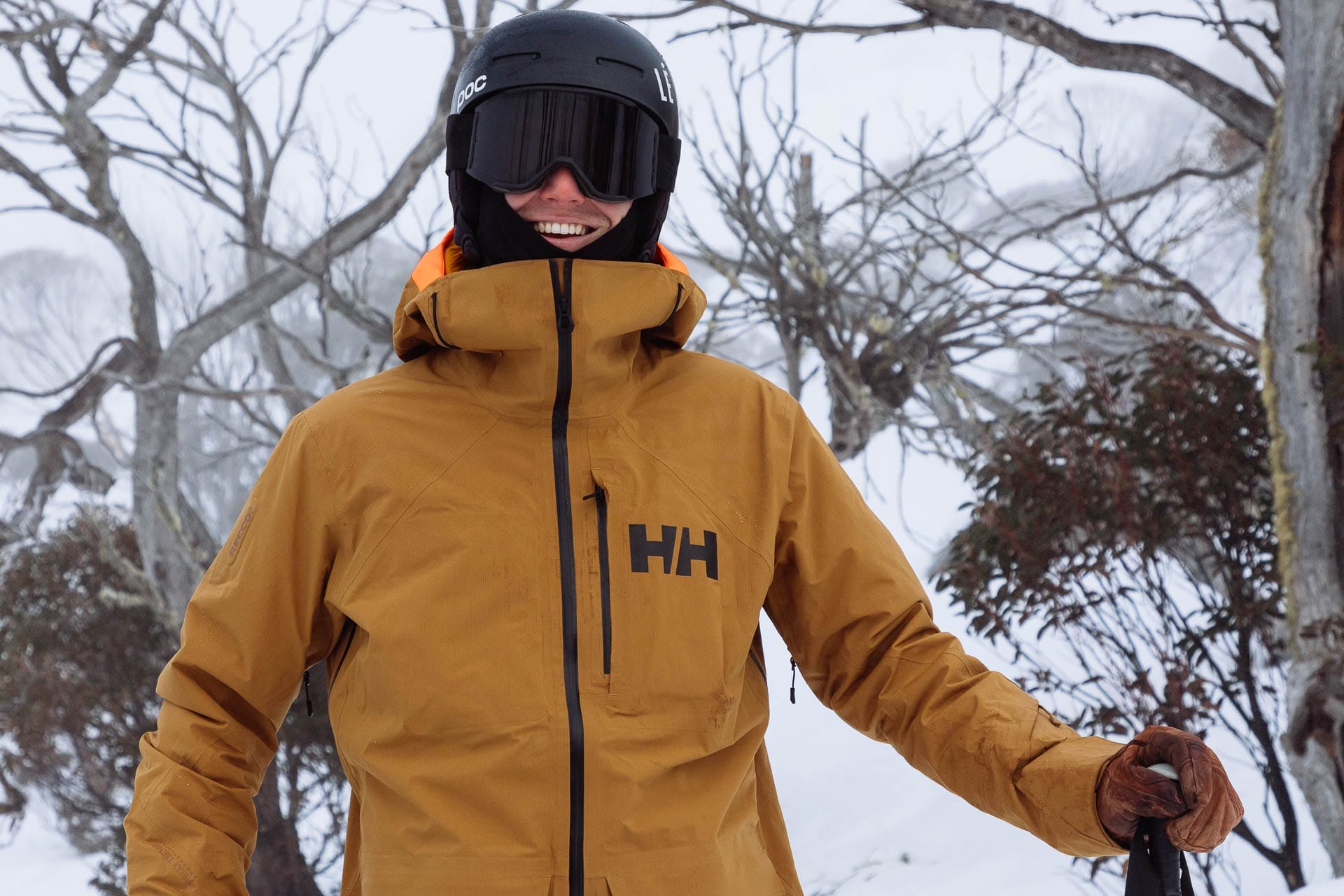 7 Tips to Make the Most of The Snow in Australia, matt wiseman, photos by matt wiseman, perisher, skiing, helly hansen, jacket close up