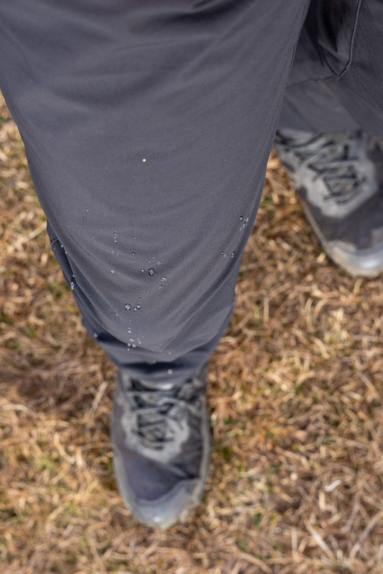 Mont Xen LT Softshell Pants – Reviewed & Tested, bimberi wilderness, jon harris, ACT, beading, water, DWR