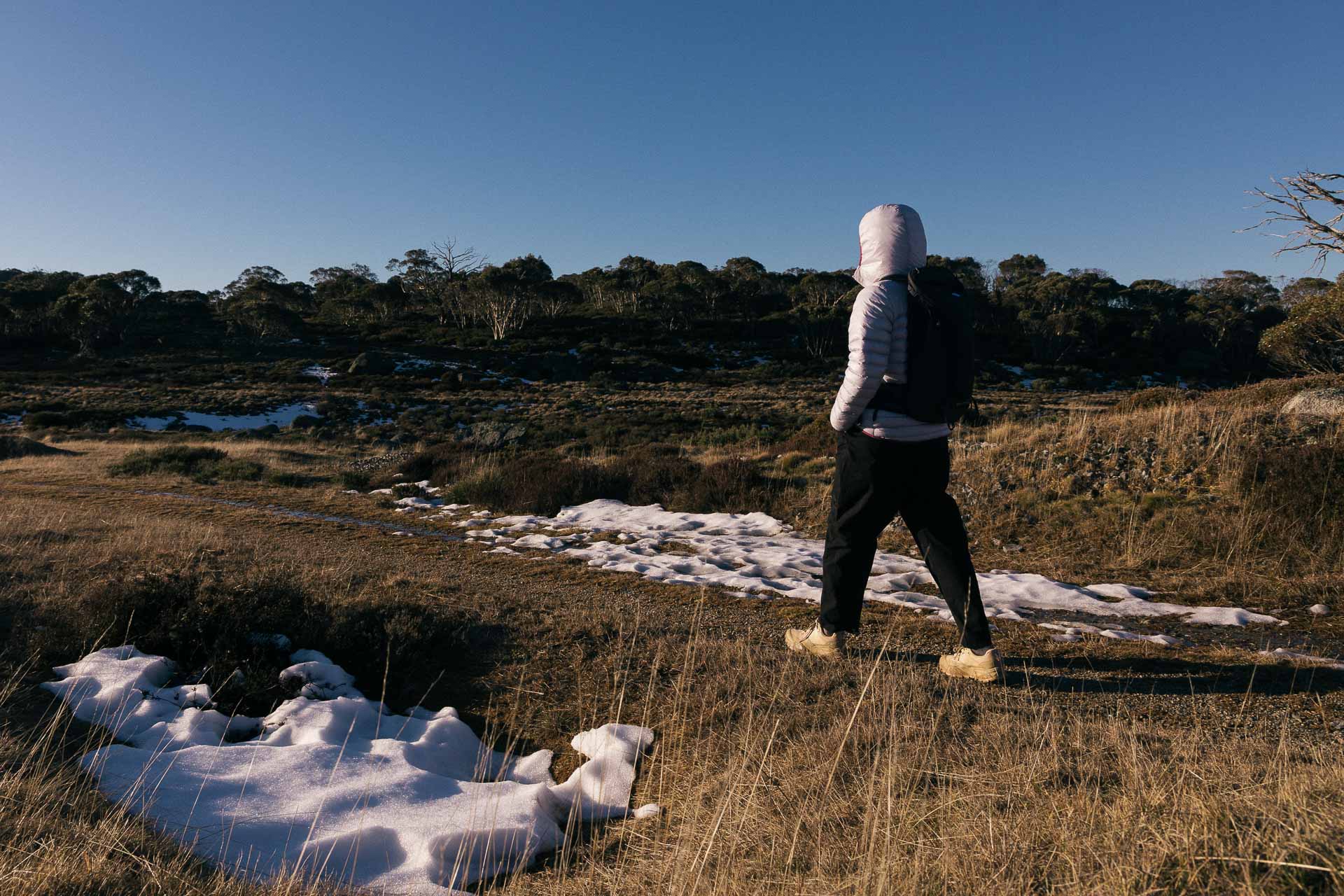 Winter Layering for the Outdoors – Our Layer-by-Layer Guide, photo by Matt Wiseman, Model Rachel Holland, NSW, Kosciuszko, snowy mountains,