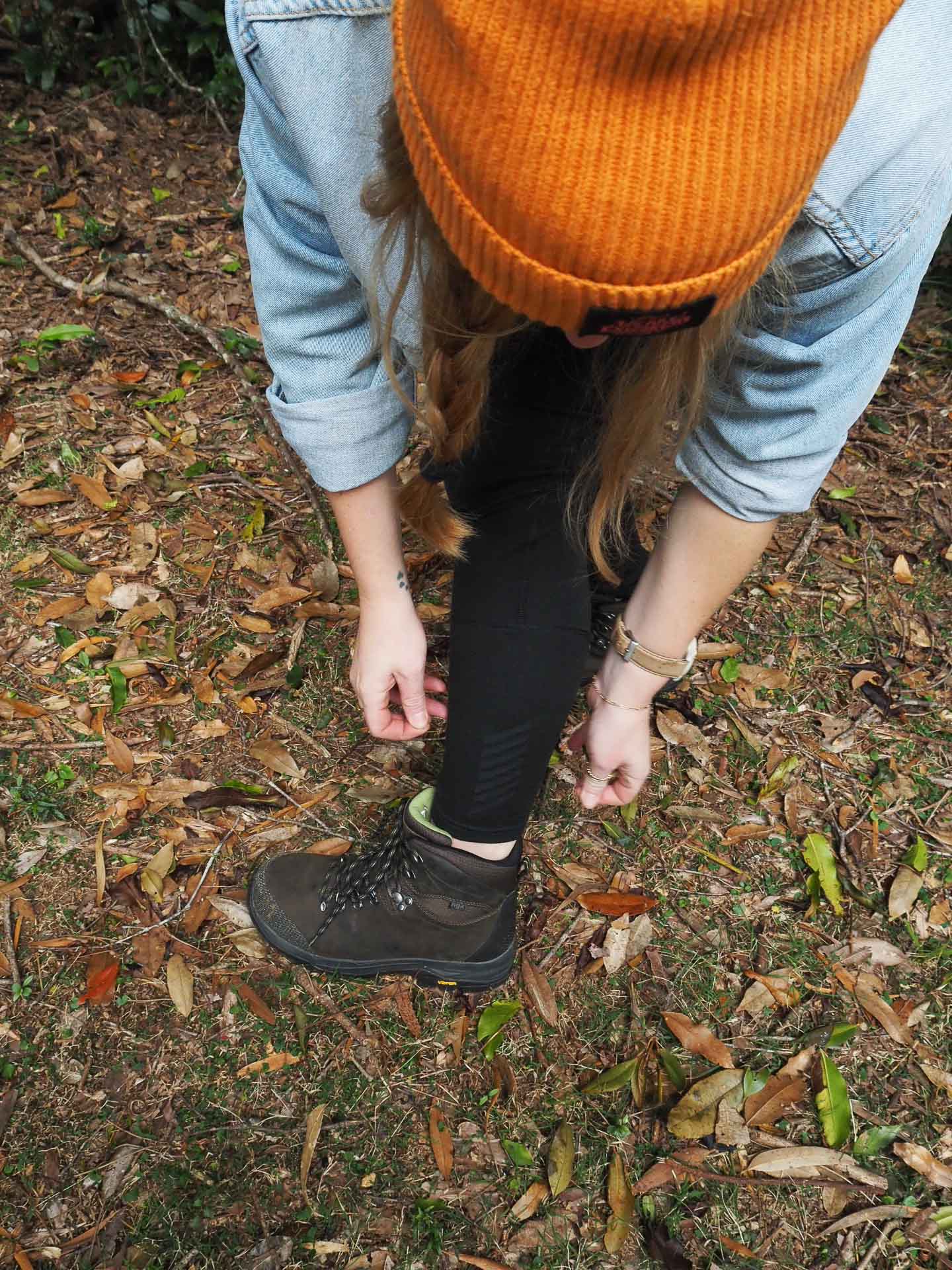 Helly Hansen LIFA Merino Midweight ½ Zip and Thermal Pants – Reviewed & Tested , anna wall, leggings