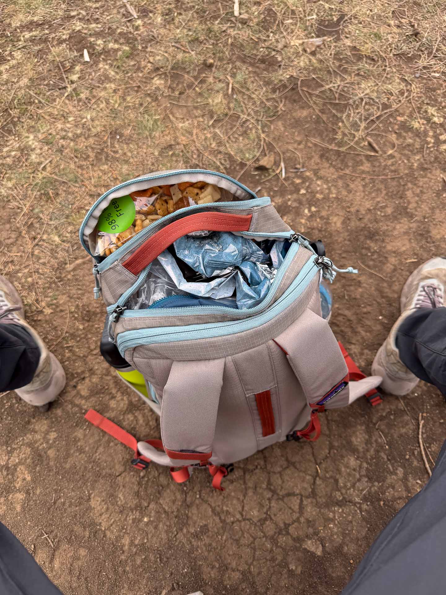 Patagonia Black Hole 32L Daypack - Long Term Review and Test, snacks