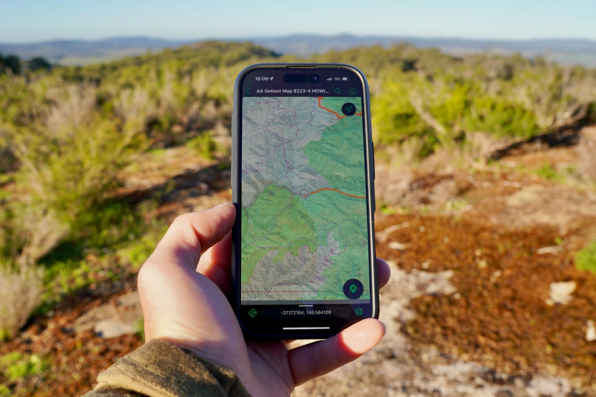 The Hidden Dangers of Modern Trail Technology, josh hamil, better hiking, mobile phone, map, gps